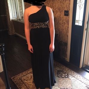 Black prom dress